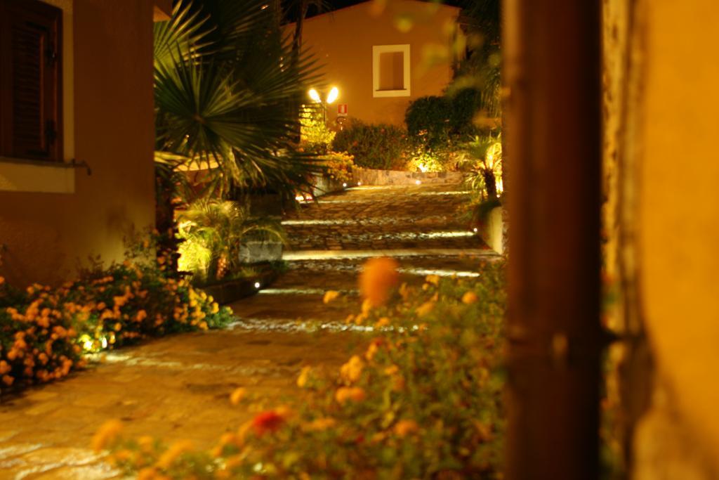 Villaggio Garden Park Marina di Camerota Bagian luar foto
