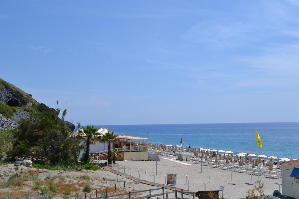 Villaggio Garden Park Marina di Camerota Bagian luar foto