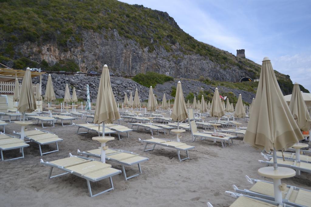 Villaggio Garden Park Marina di Camerota Bagian luar foto